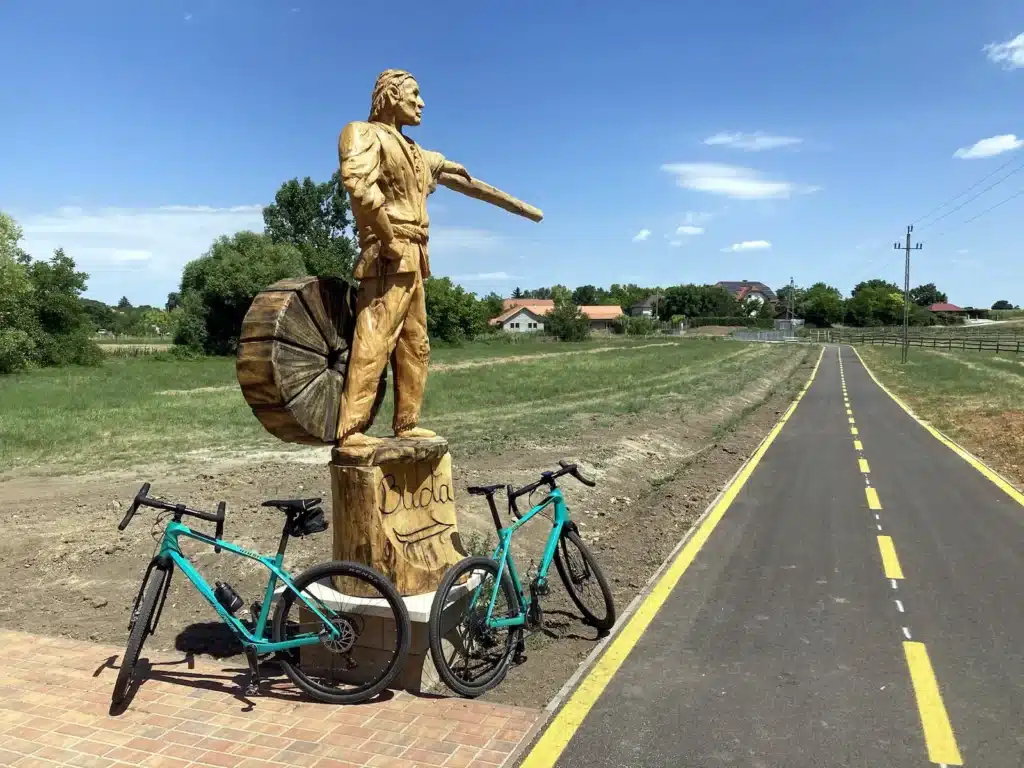 Villám kvíz: Kevesen tudják csak, hogy mi a neve a Balatont és Budapestet összekötő biciklis útnak!