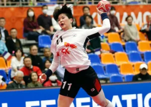 Kézilabda kvíz: Melyik csapatot erősíti a képen látható kézilabda játékos?