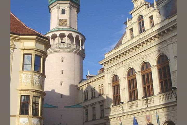 4fecb5c4 1ea3 4390 95bf fba63dbb0fb7