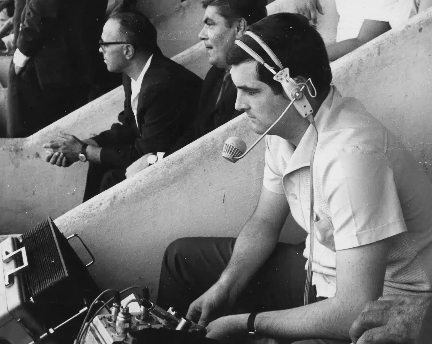 Retró kvíz: Melyik híresség látható a képen?