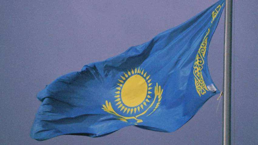 Nem könnyű földrajz kvíz-kérdés: Melyik ország zászlaja ez?