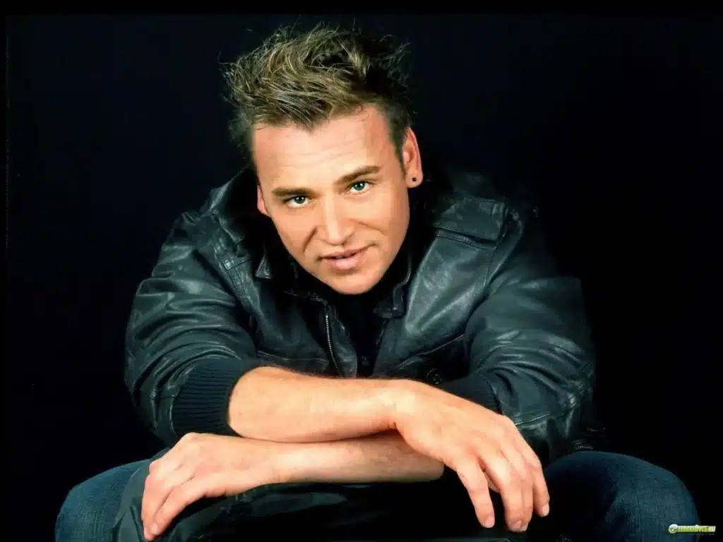 Napi retró képfelismerő: Felismered a híres színészt egy fiatal kori képén? Nézzük meg!