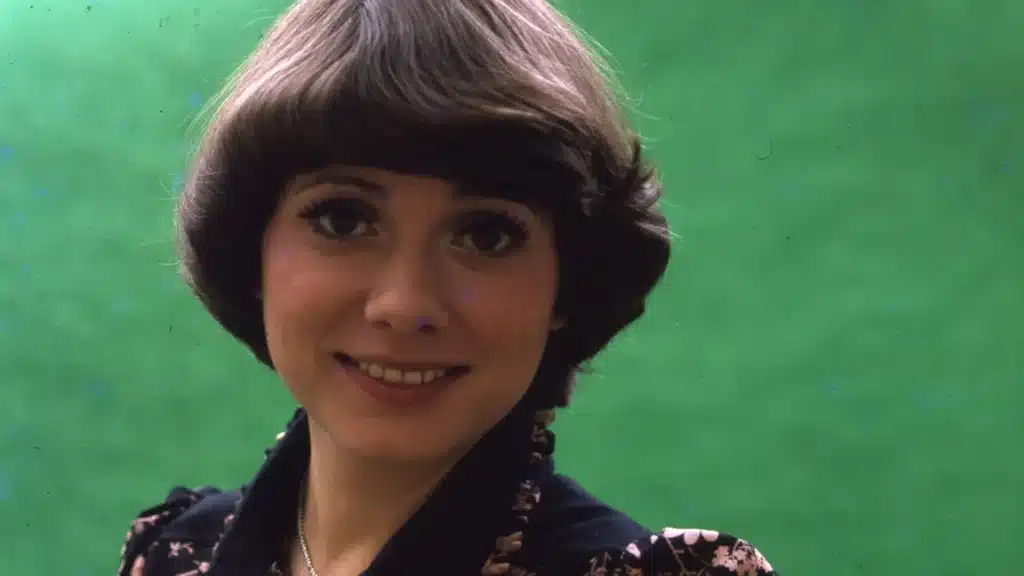 Hétvégi képfelismerő: Egy igazi retró kvízt hoztunk egy kiváló magyar énekesről! Felismered?