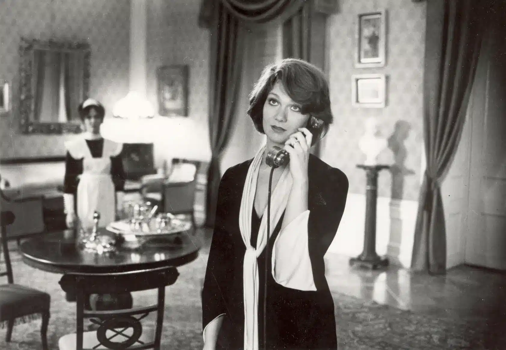 Napi képfelismerő kvíz: Ki látható ezen a retró fényképen? Felismered a magyar színésznőt?