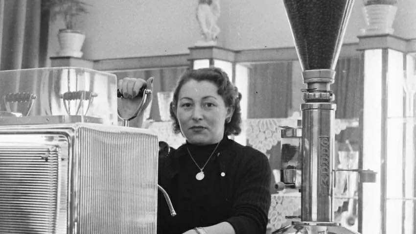 Nehéz retró kvíz: Hol készült az alábbi fotó?