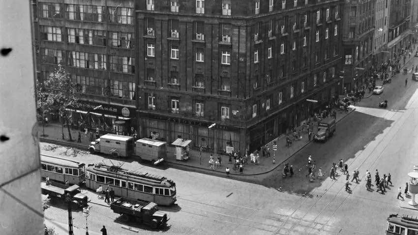 Retró kvíz: Hol készült ez a régi fotó? Nem sokan tudják jól!