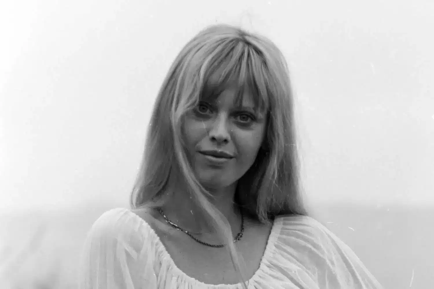 Retró kvíz: Ki látható ezen a régi fényképen? Ha nem múltál még el 50 éves, nem biztos, hogy ráismersz!