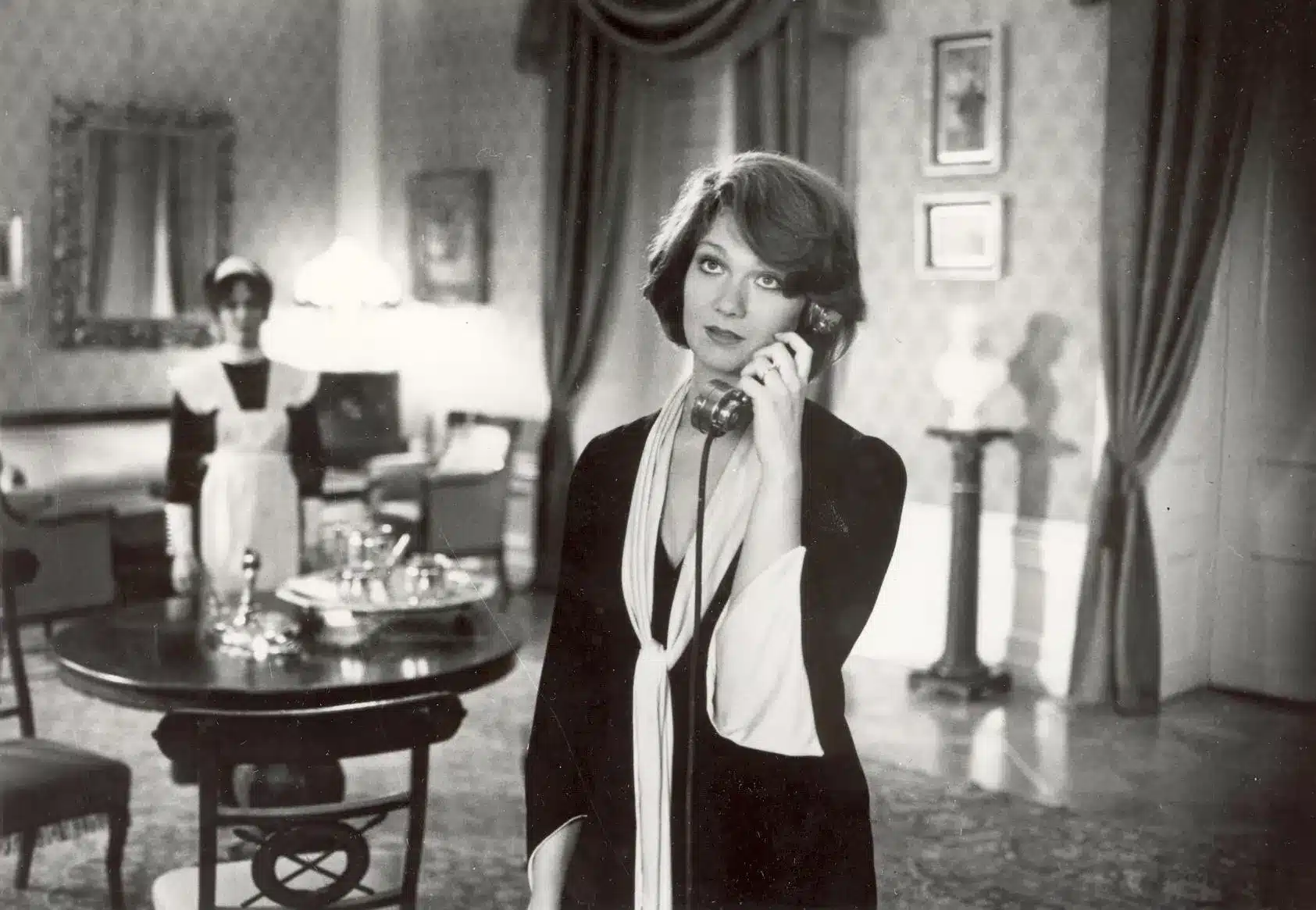 Retró képfelismerő: Csak kevesen ismerik fel ezen a régi fényképen a művésznőt!